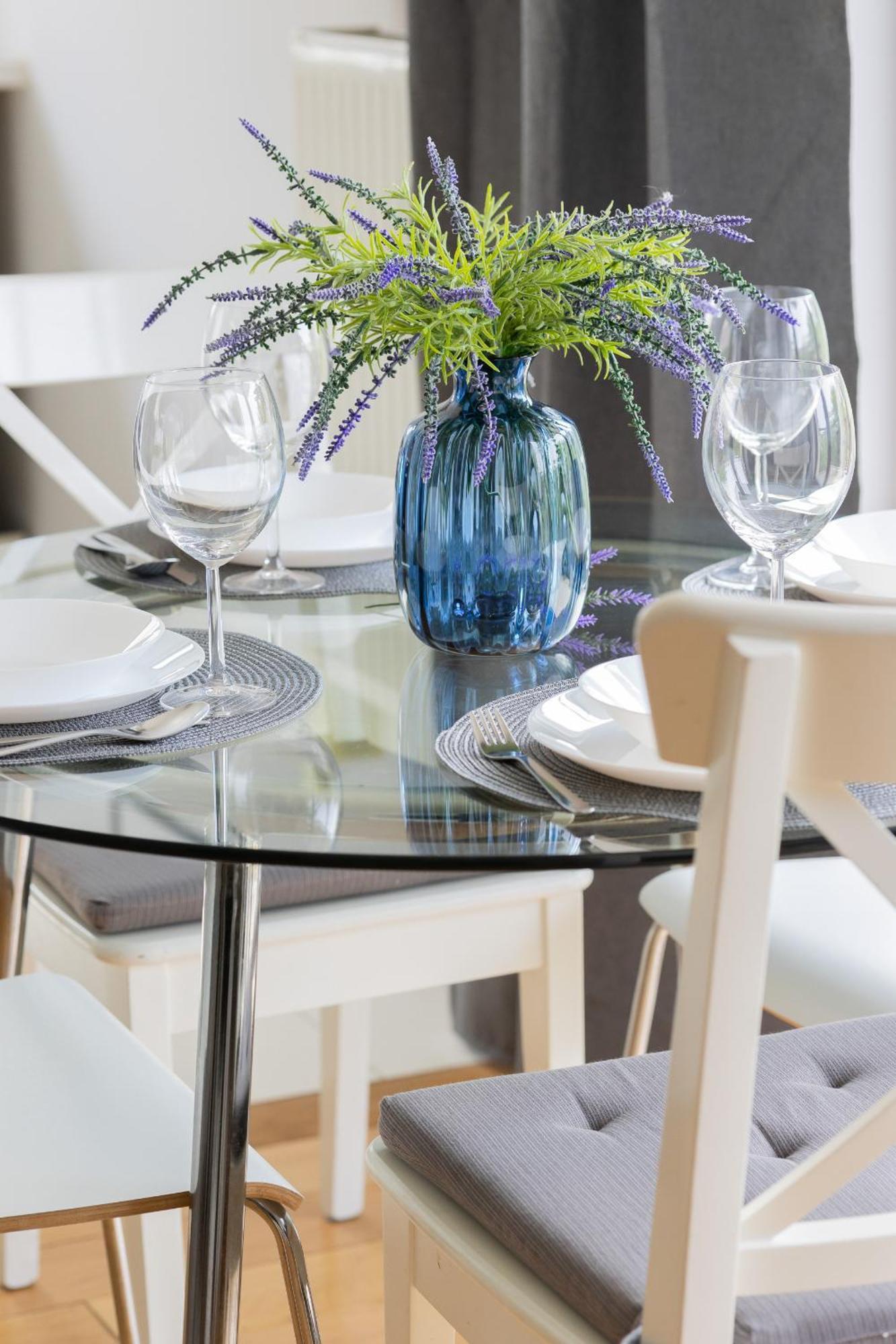 City Apartment With Parking Near Metro Mlociny By Noclegi Renters Varsovie Extérieur photo